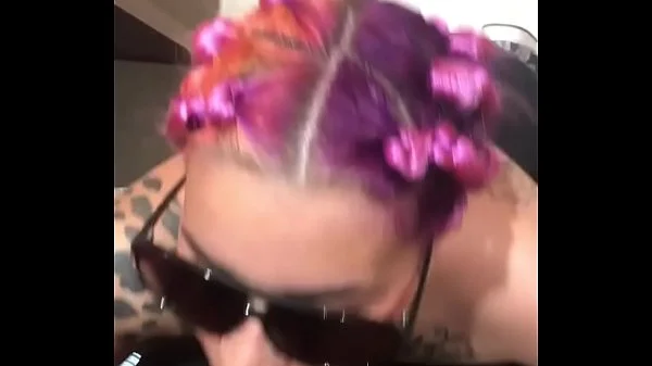 Dressing room throat