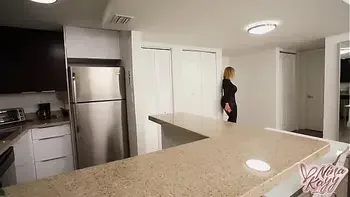 Nina Kayy Gets Deep Dicked and Thorat Fucked By a Girthy Hard Cock!