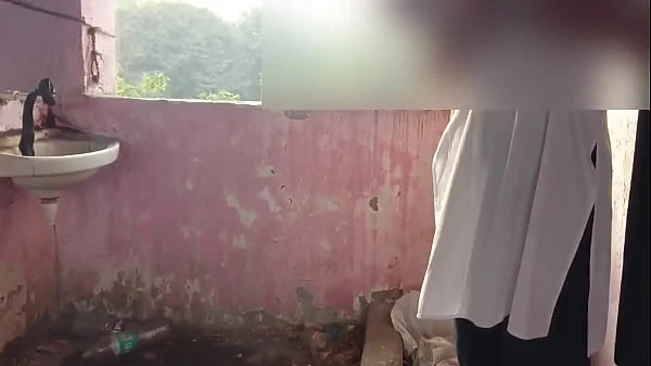 देसी कॉलेज गर्ल ट्यूशन से निकल के अपने टीचर के साथ किया गंदा काम