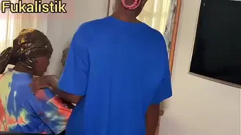 Petite fails to Pass JAMB Examination into University of Portharcourt after five sittings because she keeps fucking behind her mum instead of studying