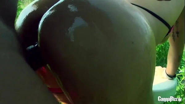 Milf celebrates 420day with outdoor BBC pounding Amsterdam