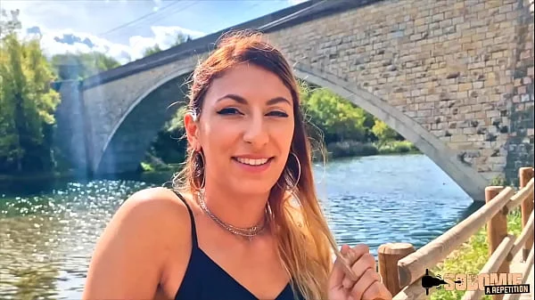 Stella est une grande amatrice de baise anale