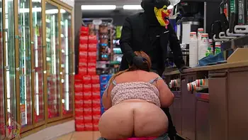 Horny BBW Gets Fucked At The Local 7- Eleven