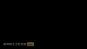 Stunning Blond Babes Savannah Bond And Kayley Gunner Are Already Wet For Charles Dera - Brazzers