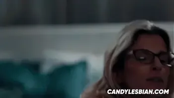 Cute Lesbiana Step Daughter Gives her Step Mom Chory Chase a Massage with Happy Ending