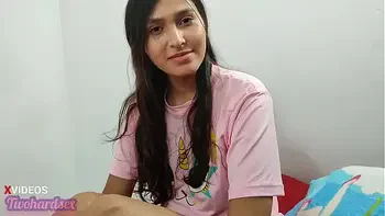 I my stepdaughter so that we can fuck while my wife is not at home, she accepts, she gives me a blowjob but my wife arrives and we don't continue!!