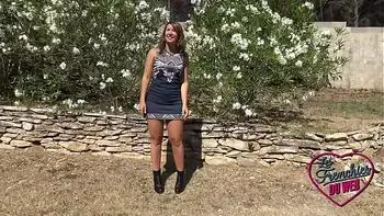 Lexie, sexy, coquine et adepte de la baise anale