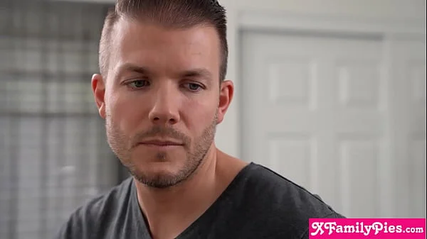 BBW teen stepsister Leana Lovings mesmerized stepbro with her curvy body