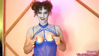 HALLOWEEN ANAL SQUIRTING ZOMBIE HARLEY QUINN