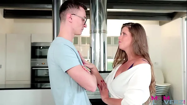 Lady Lyne In Stepmom Family Screts S2-E1