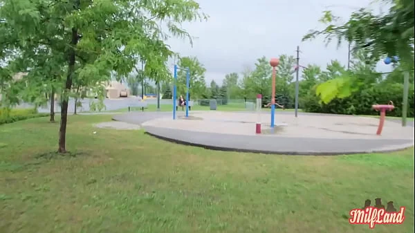 Fanny, une québécoise de 38ans avec de gros seins Part 1