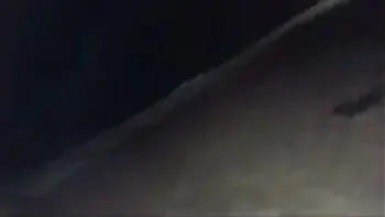 PERDI A VIRGINDADE NA PRAIA COM MEU MELHOR AMIGO - Casal Akira