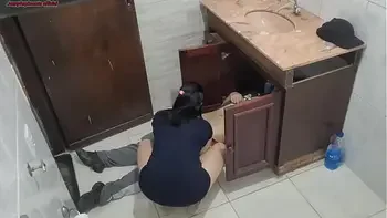 confiei na minha esposa para receber o encanador, olha o absurdo que ela faz com ele