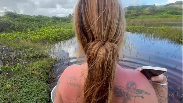 Fui fazer Putaria com minhas amigas gostosas em um deserto de areia