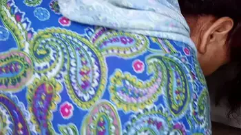 Mi suegra pone su coño en mi cara