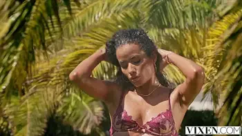 VIXEN Married Mia has intense secret affair with neighbor