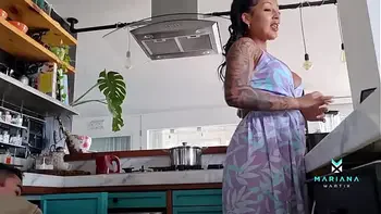 Latina woman takes advantage of the fact that her husband is not home and fucks a worker - Ebony Creampie Pussy