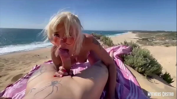 Fodendo gostoso na praia de nudismo - Teaser