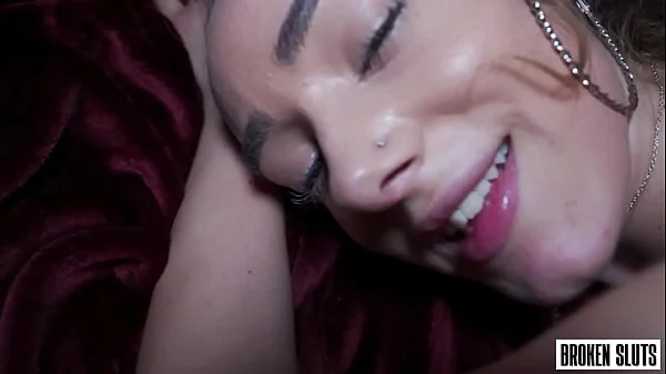 18 YO TINDER DATE DESTROYED BY MRBIGFATDICK