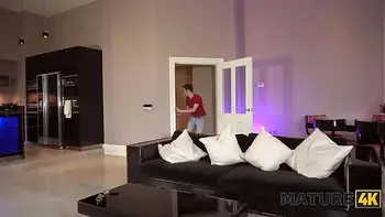 MATURE4K. Hot MILF is making milkshakes with her horny neighbour and let her husband to taste it