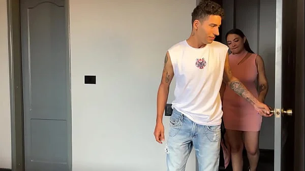 Busty masseuse relieves my knee pain by massaging my cock - Daniela Gomez & Thiago Lopez