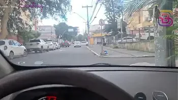 EU VI MINHA ESPOSA DE COLEIRA COM O NEGAO DOTADO E CHEGUEI NA BALADA ELA DEU PRA TODO MUNDO