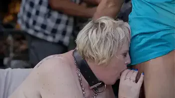 MATURE4K. Blonde with huge ass doesn’t mind to cheat on her husband with 2 strangers in public