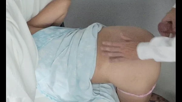 Madrasta leva enteada ao ginecologista safada!