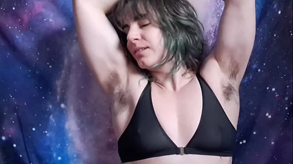 Hairy Aragne compilation: muscled, big clit, pumped pussy, tits boundage and more