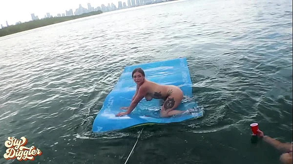 Miami Boat Day 2023 BTS w/ Willow Ryder, Ameena Green, Aria Six and MORE