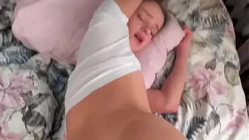 Stepsister trains on my dick before meeting her boyfriend.