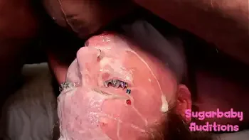 Peach Shows Up to the Wrong Interview