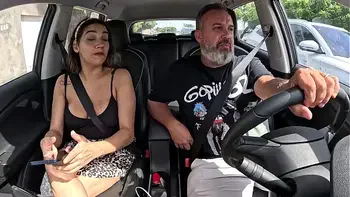 Larissa Cortez sai com Creampie no cú após camisinha estourar na carona - Praia do Futuro - Fortaleza - CE