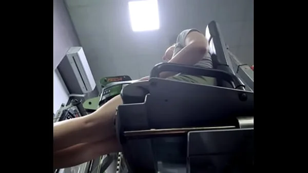 Extreme squirting in the gym