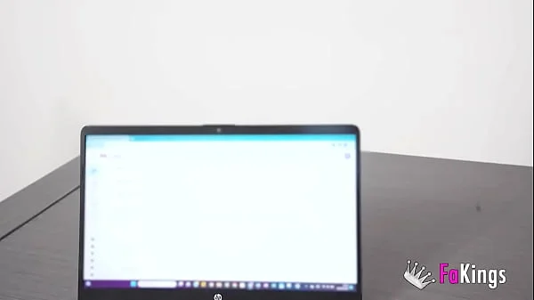 LATINA FUCKS her FAN. Carol Linda hunts her follower to give him an unforgettable night