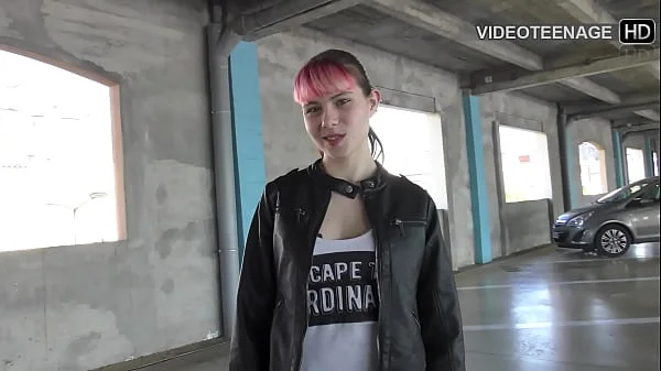 cute 18 years Luna does her first porn casting