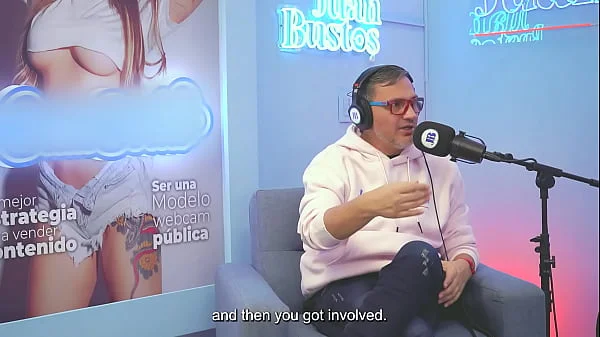 LATINA GigiDamessco Sex addict gets her pussy wet with FUCKMACHINE vibration on Podcast