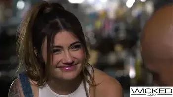 Jewelz Blu & GIselle Blanco's HOT Sex Tape To Create Scandal