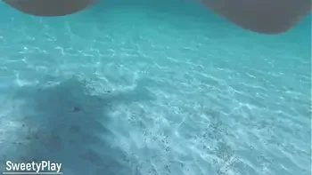 Creampie whore swimming underwater
