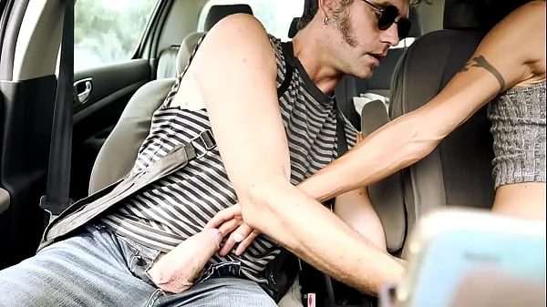 Amateur Car Fun – She Jerks Me Off, Sucks Me & Fucks me