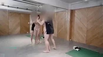 Relajante masaje termina en mamada y sexo | Chinese Porn