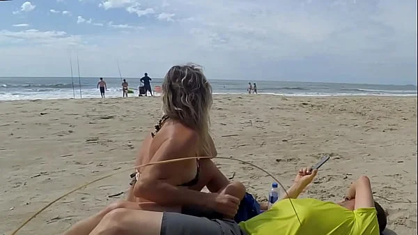 A stranger milf made me ejaculate in front of everyone