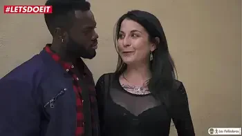 LETSDOEIT - Kinky Pornstar Jade Presley Seduces And Fucks Amateur BBC with GF Watching