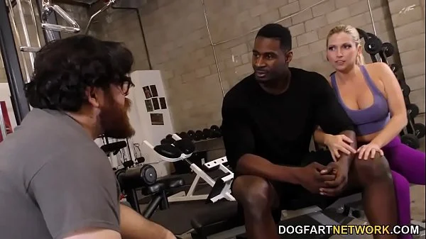 Christie Stevens Fucks Her Personal Trainer's BBC - Cuckold Sessions