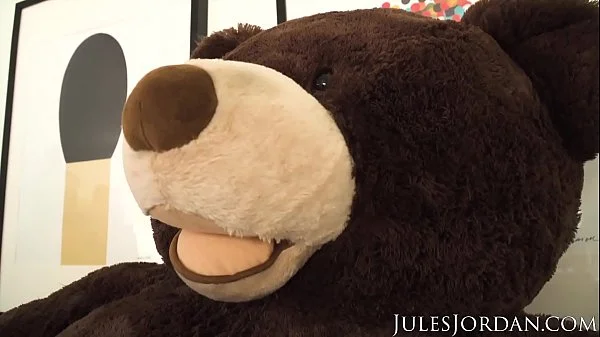 Jules Jordan - Gina Valentina Hot Latina Teen Loves Being A Puta