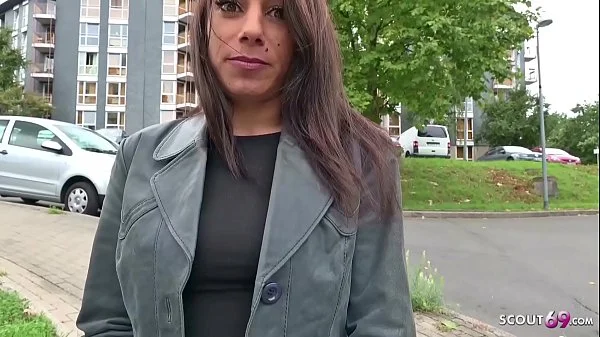 GERMAN SCOUT - TEENY BONNIE BEI SPONTAN CASTING GEFICKT