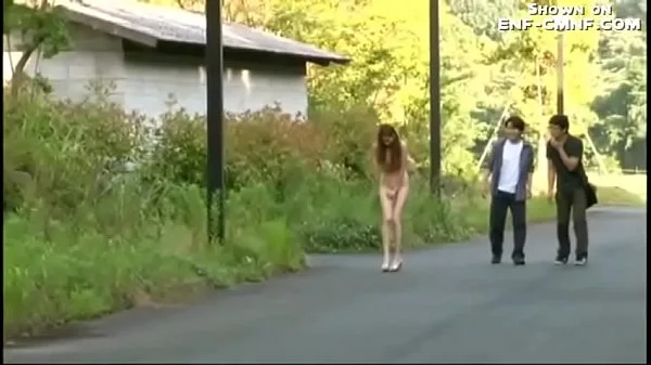 Linda Exhibicionista