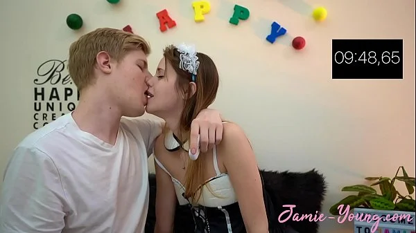 10 Minutes Make Out Challenge!! Jamie Young