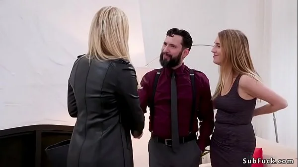 Dude anal fucks girlfriend and her step mom