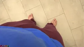 Stepmom gets a day massage